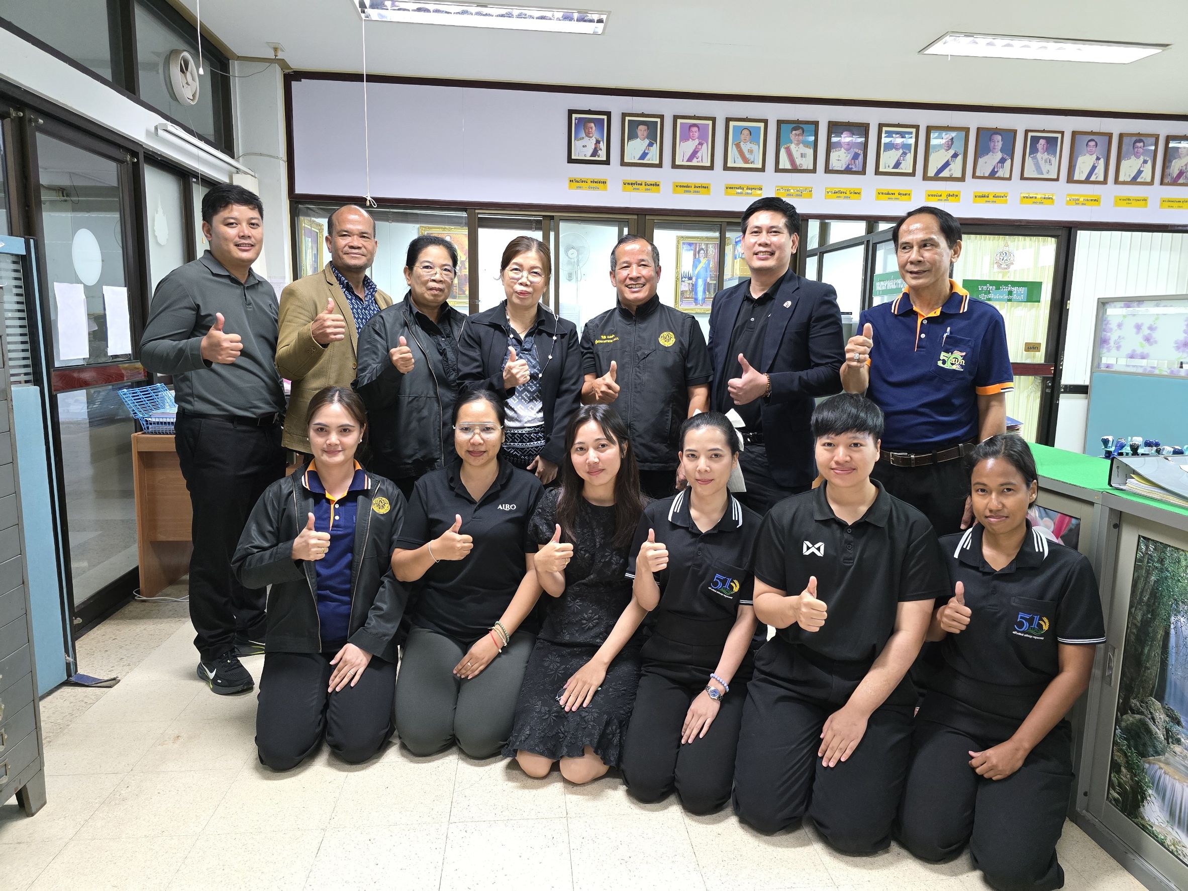 title - วันที่ 13 สิงหาคม 2569 เวลา 14.00 น. นายวิทูล ประดิษฐบุญ ปฏิรูปที่ดินจังหวัดปราจีนบุรี พร้อมด้วย ผู้อำนวยการกลุ่ม/ฝ่าย และเจ้าหน้าที่ ส.ป.ก.ปราจีนบุรี ให้การต้อนรับและเข้าร่วมประชุมพร้อมรายงานผลการดำเนินงานตามแผนงาน/โครงการ ผลการเบิกจ่ายเงินงบประมาณ ประจำปีงบประมาณ พ.ศ. 2569 และรายงานปัญหาอุปสรรค